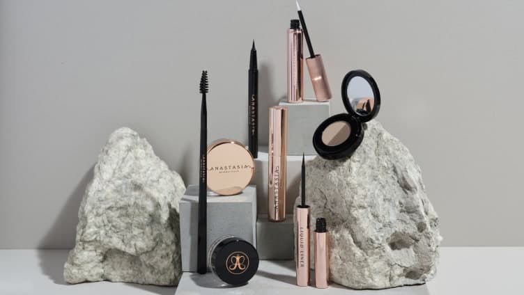 Anastasia Beverly Hills cover
